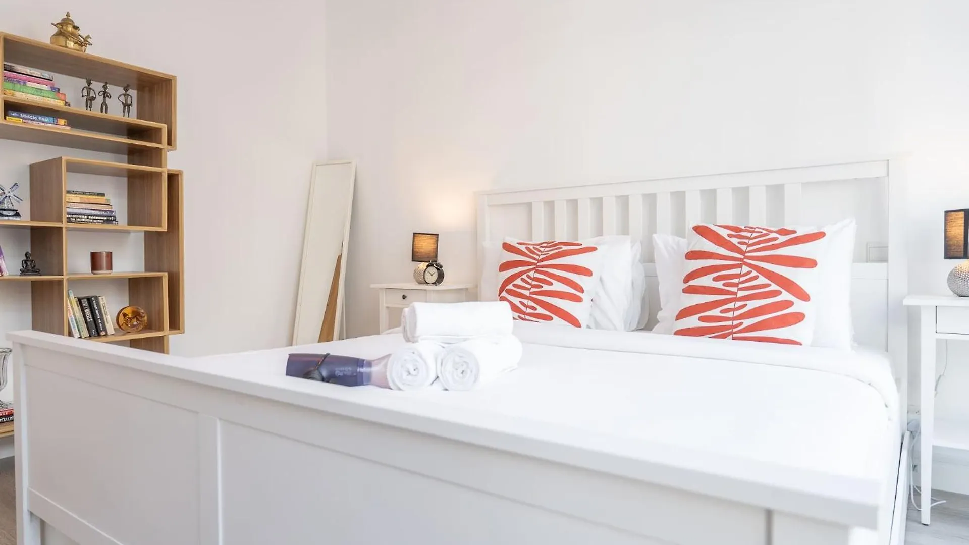 Remarkable 1 Bedroom Flat In Blakely Tower 두바이 아파트