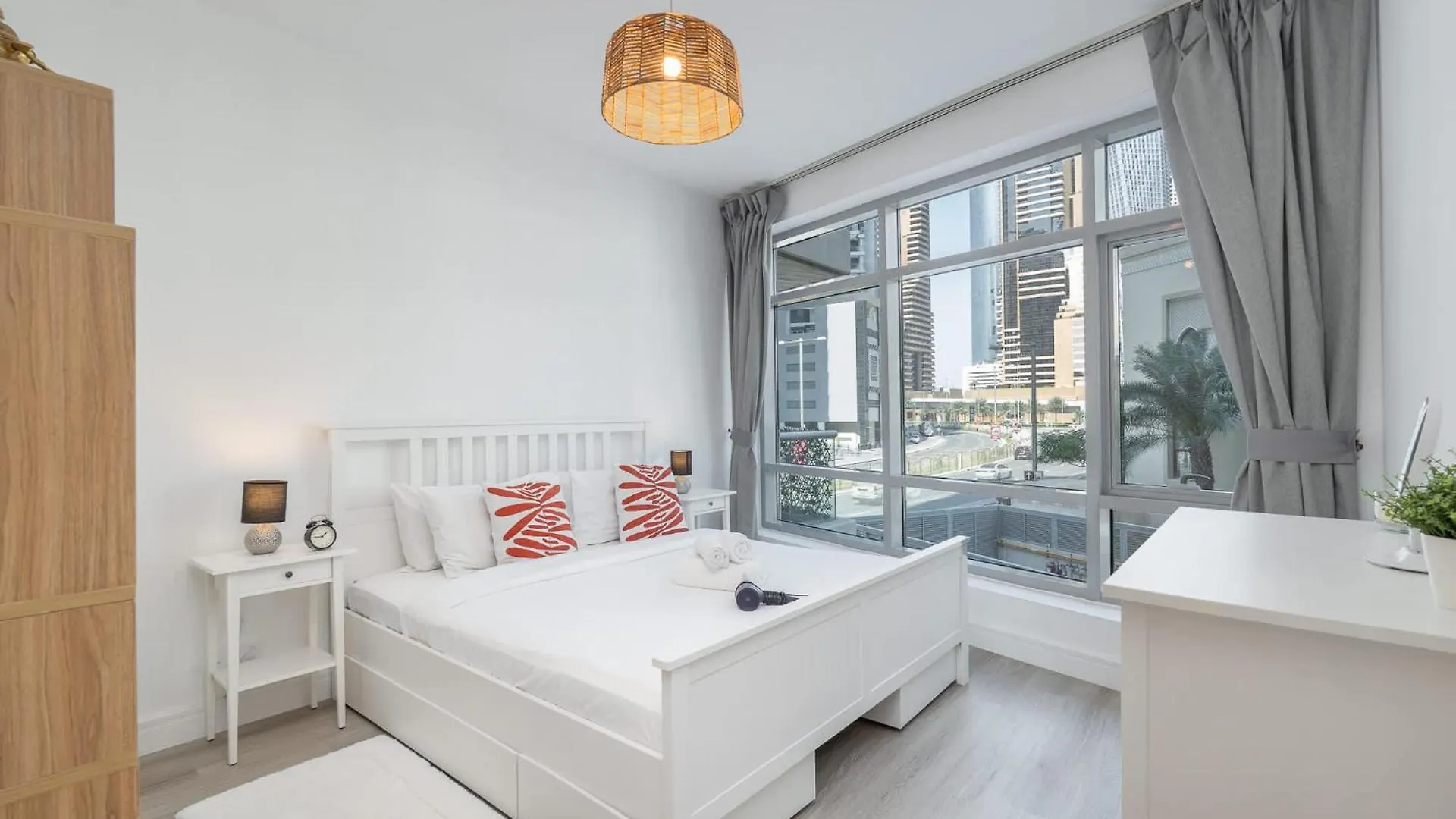 Remarkable 1 Bedroom Flat In Blakely Tower 두바이