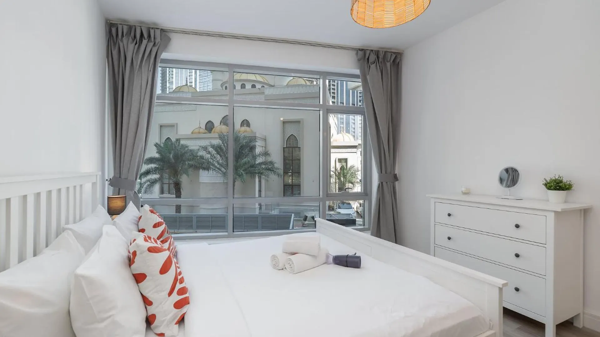 Remarkable 1 Bedroom Flat In Blakely Tower Dubai Apartment