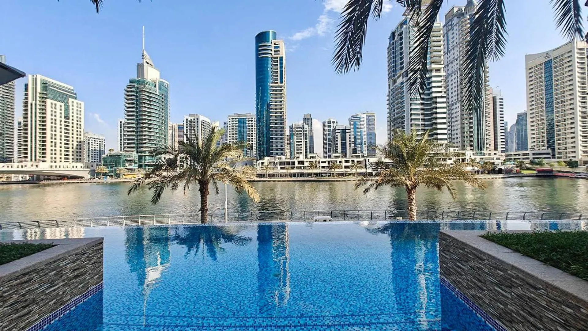 Remarkable 1 Bedroom Flat In Blakely Tower Dubai