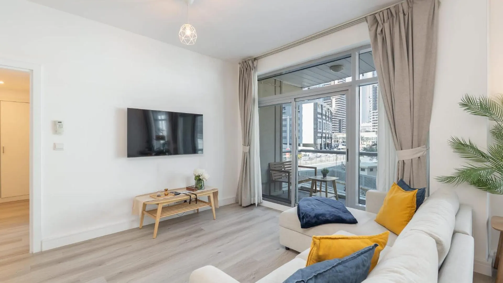 Apartment Remarkable 1 Bedroom Flat In Blakely Tower Dubai